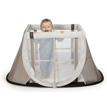 Aeromoov instant travel cot...