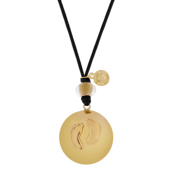 Proud Mama bola de...